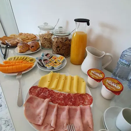 Bed & Breakfast Theatrum 2*